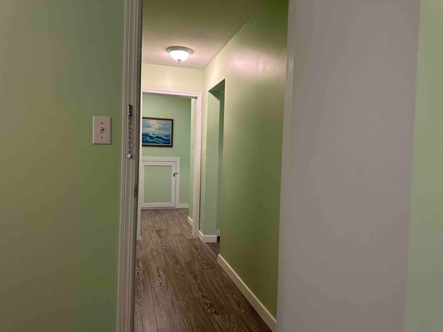 Countryroad Cozy 2 Bedrooms Basement Suite1 Nanaimo Exterior foto
