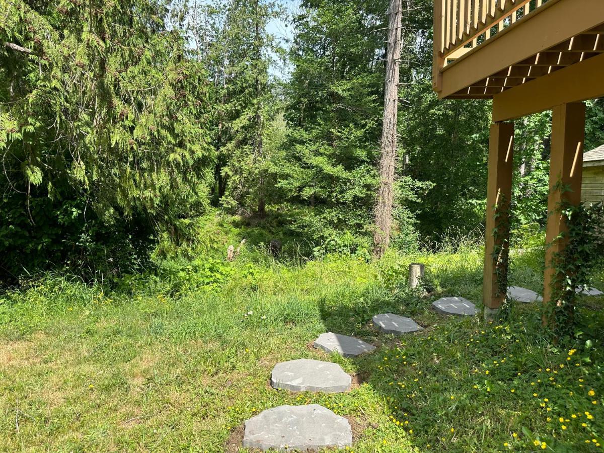 Countryroad Cozy 2 Bedrooms Basement Suite1 Nanaimo Exterior foto