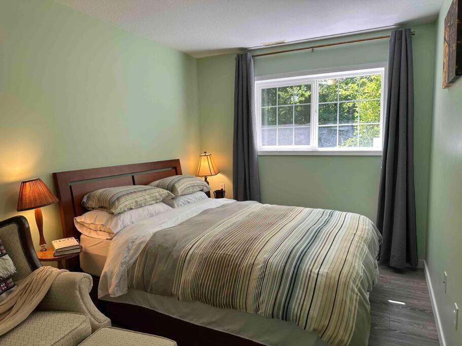 Countryroad Cozy 2 Bedrooms Basement Suite1 Nanaimo Exterior foto